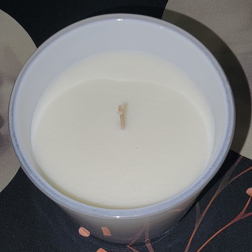 Wendy Bellissimo Always Red Candle - Picture 4 of 4